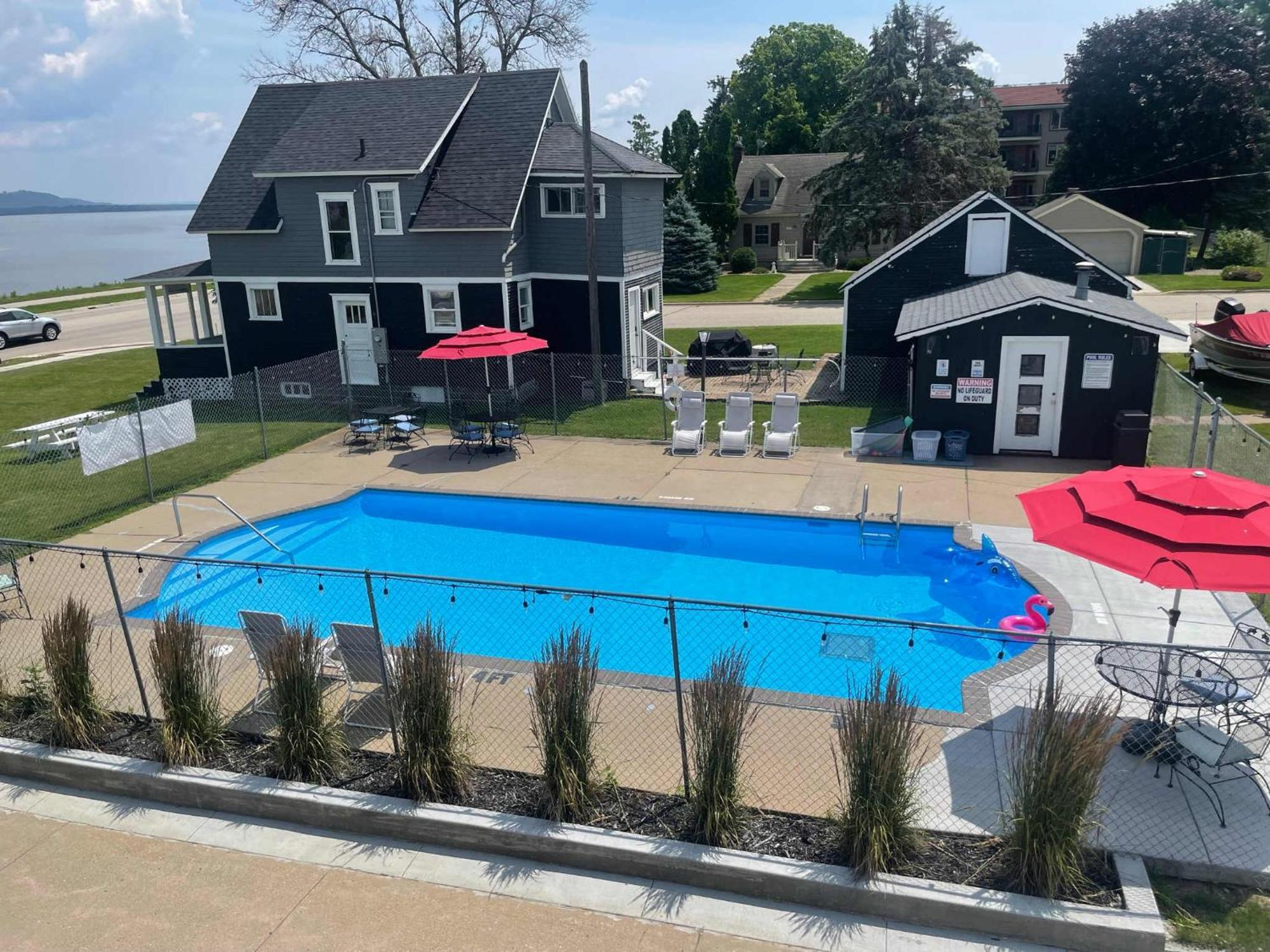 Poolside Double Rooms Lake City Eksteriør billede